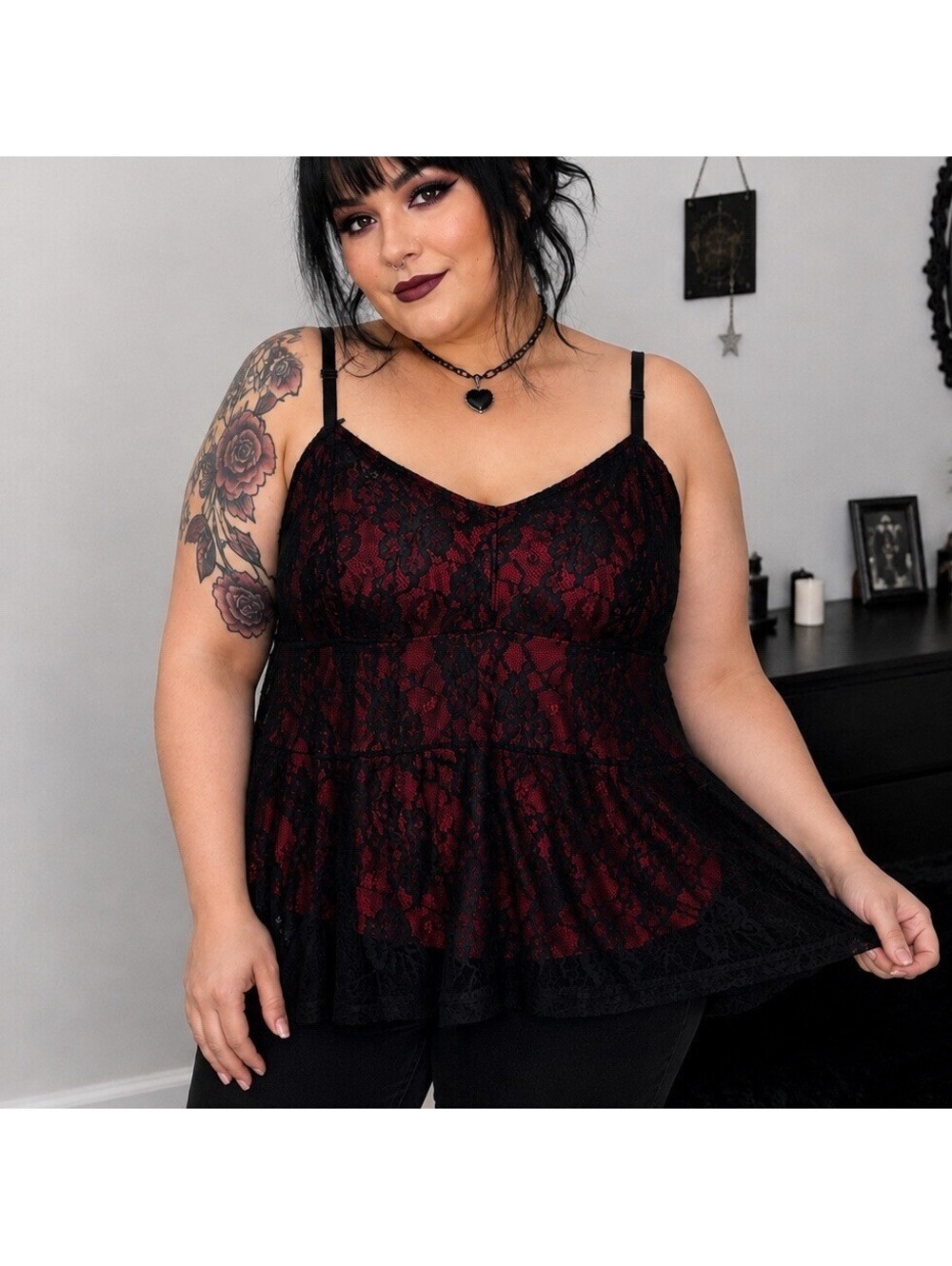Torrid Black & Red Lace Cami Tank Top Size 2 (2X) Romantic Goth Grunge Coquette
